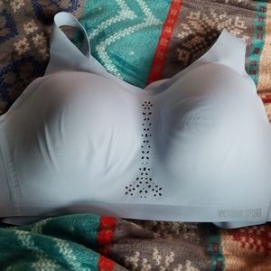 Victoria sport angel sport maxx 38DD